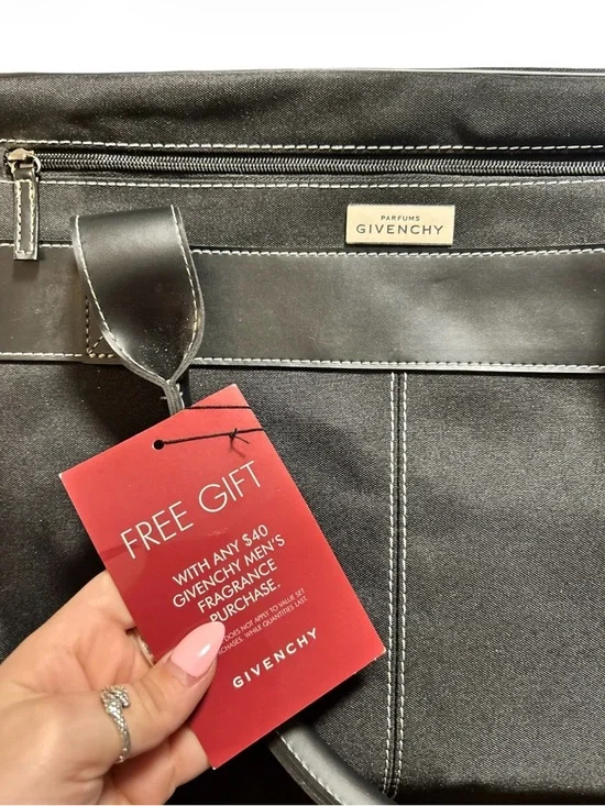 NWT GIVENCHY Parfums Duffel Bag Weekender Travel Gym Bag Overnight Carry-on - Picture 2 of 7
